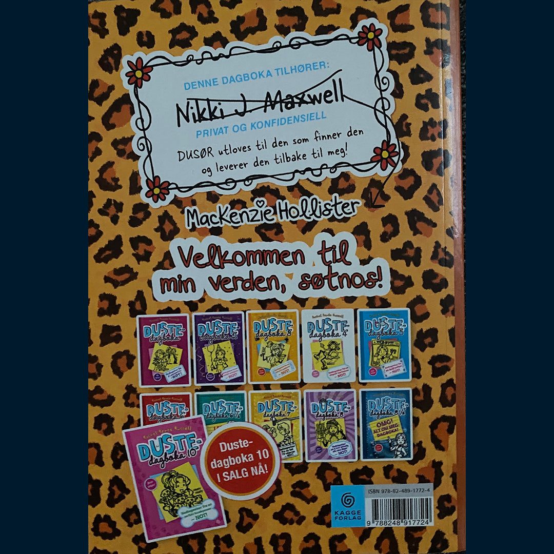 Russell, Rachel Renèe: Dustedagboka (9) Pocket