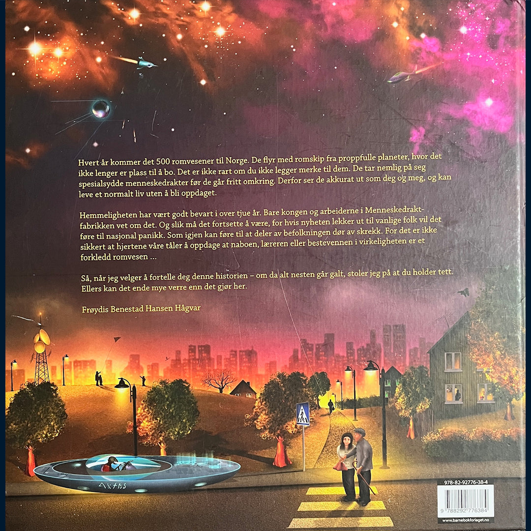 Hågvar, Frøydis Benestad Hansen: Menneskedraktfabrikken