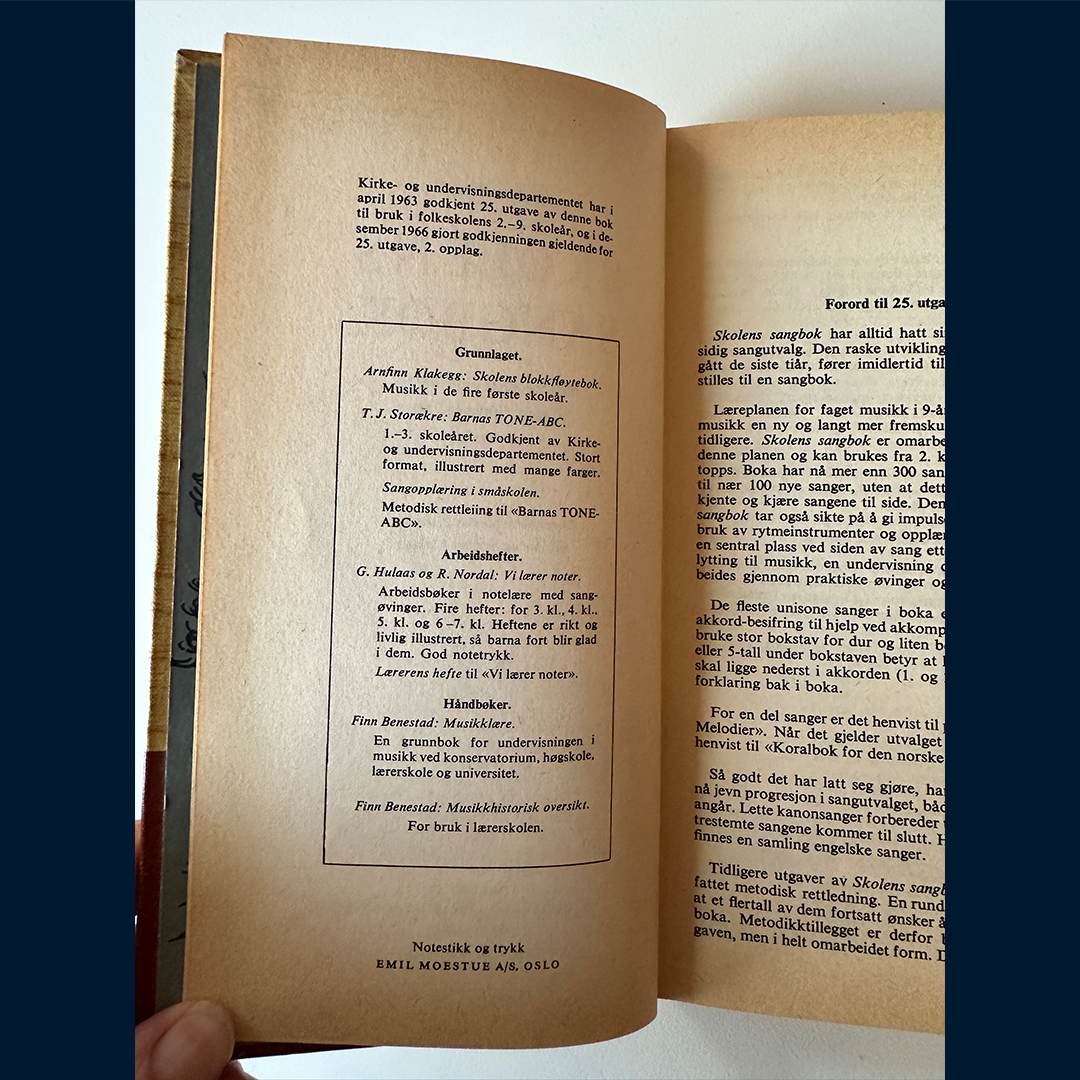 Berg, Mads: Skolens sangbok (1967)